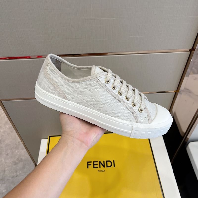 Fendi Low Shoes